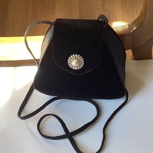 Black Velvet Bag with magnetic Snap diamond rhinestones and pearl in the middle